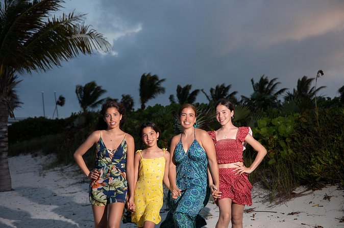 1 Hour Private Professional Portraits in Grace Bay Beach - What to Expect During Your Hour: A Practical Timeline