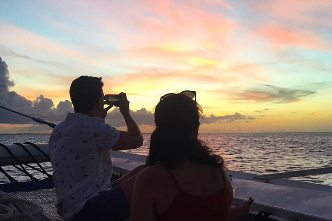 2 Hour Champagne Sunset Cruise from Grace Bay, Providenciales (Adult Only) - FAQ