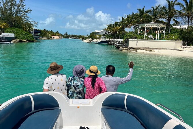 2-Hours Private Charter Tour in Turks and Caicos - A 27 ft Sea Legend charter: the “small boat” advantage in Turks and Caicos
