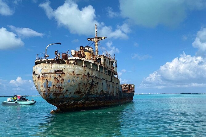 2-Hours Private Charter Tour in Turks and Caicos - Snorkeling without hauling gear: what the equipment inclusion really means