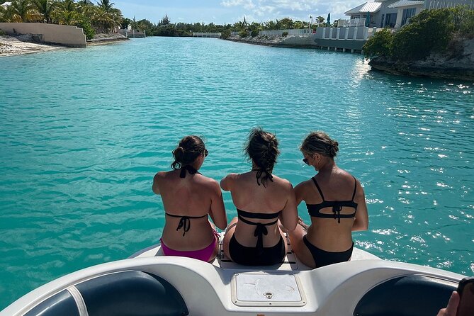 2-Hours Private Charter Tour in Turks and Caicos - What’s included vs not included: pack like a minimalist