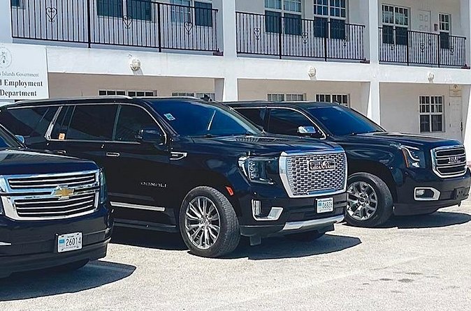 2JAYS VIP Transportation – Airport Private SUV Transfer {one way} - Inside the SUV Transfer: What the 10–25 Minutes Feels Like