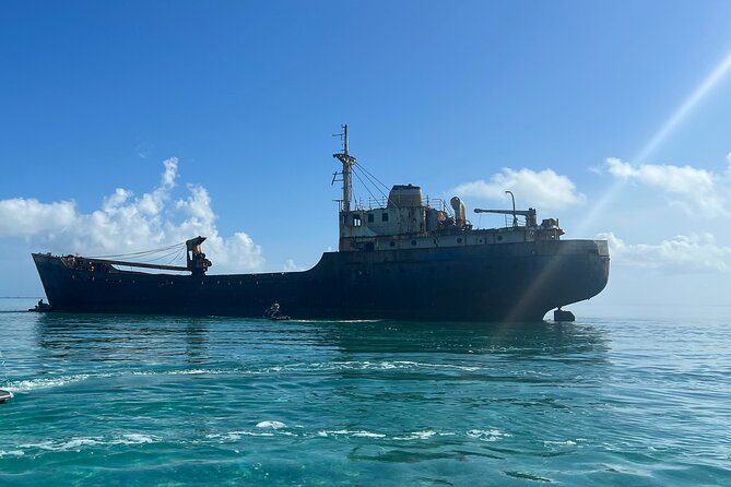 3HR Snuba, shipwreck and Iguana island tour - Group size: why max 12 travelers helps your day