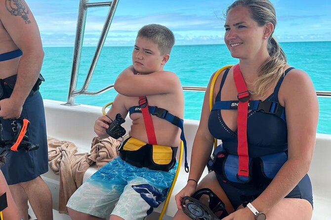 3HR Snuba, shipwreck and Iguana island tour - Food, drinks, and the “party on the water” factor