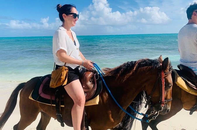 60-Minute Private Horseback Riding Experience in Turks and Caicos - The water trot (up to 1.5 meters): how to think about it