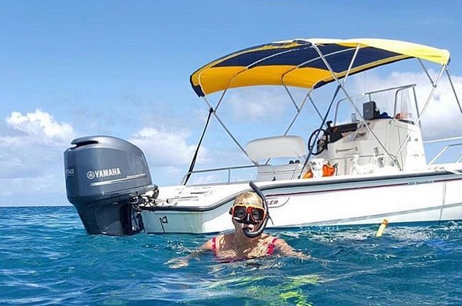 6HR-Private Provo Cays Exploration with Lunch - Stop 3: Long Bay Beach and the La Famille Ghost Ship