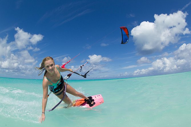 Fast-Track Kiteboarding Camp: Best for Beginners - Beach Setup and Kite Basics: Teaching Aids to Save Time