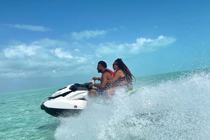 Island Hopper Adventure in Providenciales - La Famille Express shipwreck: the stop you’ll remember
