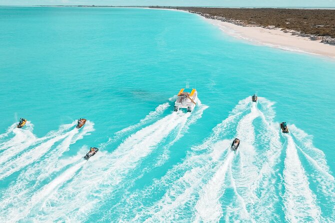 Jet Skiing around La famille ship and smaller pristine cays - The 2-hour jet ski route: wreck, sandbar vibes, and secluded cays