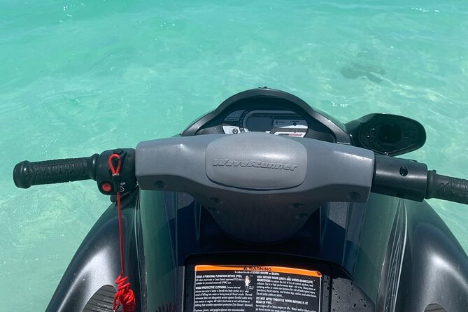 Lunch Seafari to pristine cays, shipwreck and lunch at TIKI BAR - Lunch at Omar’s Beach Hut: Why the Meal Matters