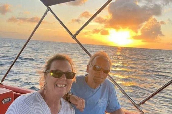 Private 2Hour Champagne Scenic Sunset cruise - Price and group size: what $800 per group really means