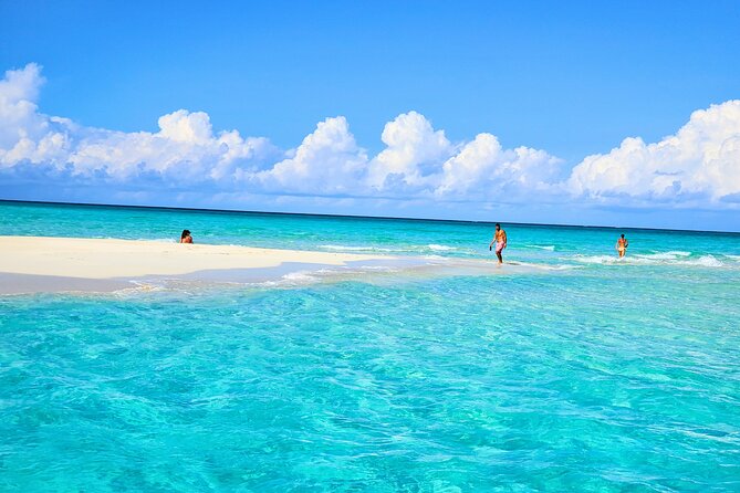 Private Boat Tour with Snorkeling, Island Hopping, and Noahs Ark - Private boat tour value in Turks and Caicos (up to 8)