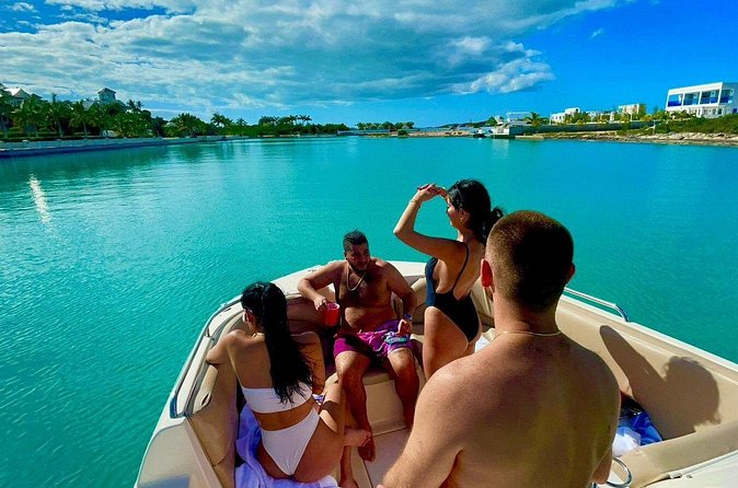 Private Half Day Charter Tour in Turks and Caicos - Stop Two: La Famille Express Shipwreck for Views and Snorkeling Time