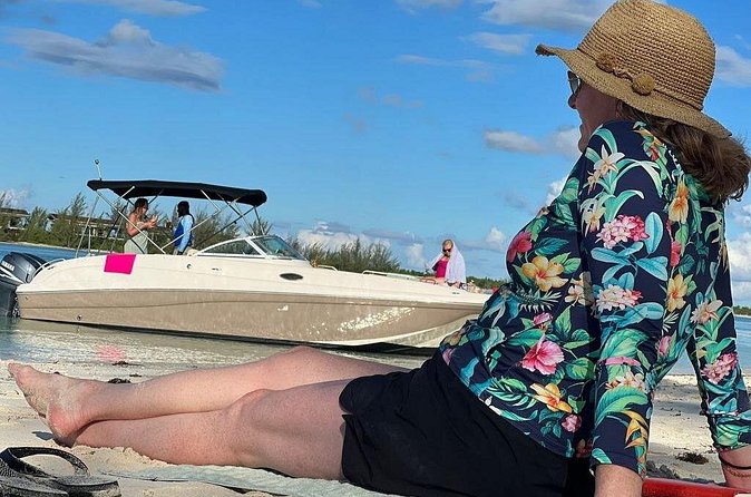 Private Half Day Charter Tour in Turks and Caicos - Snorkeling Gear and Food Setup: What’s Included (and What to Bring)