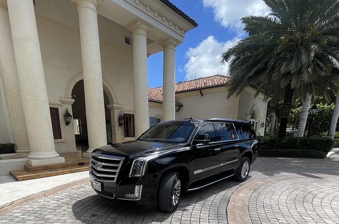 Private Luxury Airport Transportation RoundTrip - Operating Hours 12:00 AM to 11:30 PM: When Your Flight Changes