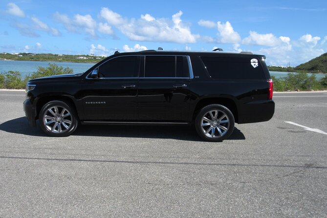 Private Luxury SUV Transfer Providenciales Airport (ONE WAY) - Your ride: a private luxury SUV for up to 6