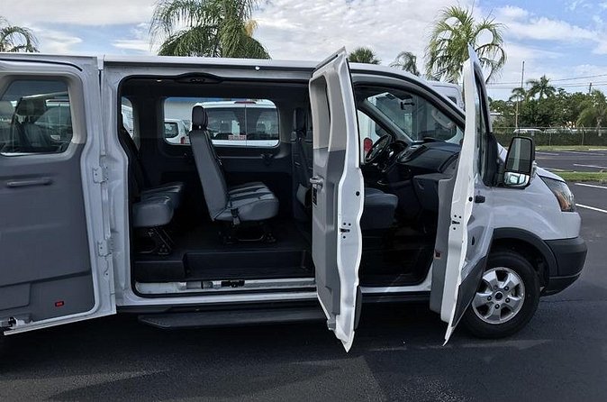 Providenciales Private Group Round Trip Airport Transfer - Return trip tips: how to avoid the common pickup stress